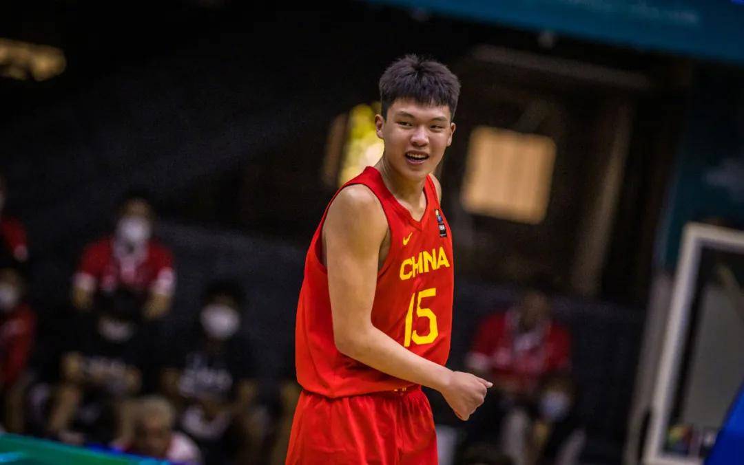 中国篮协宣布!同意杨瀚森退出亚洲杯!专注备战NBA新赛季