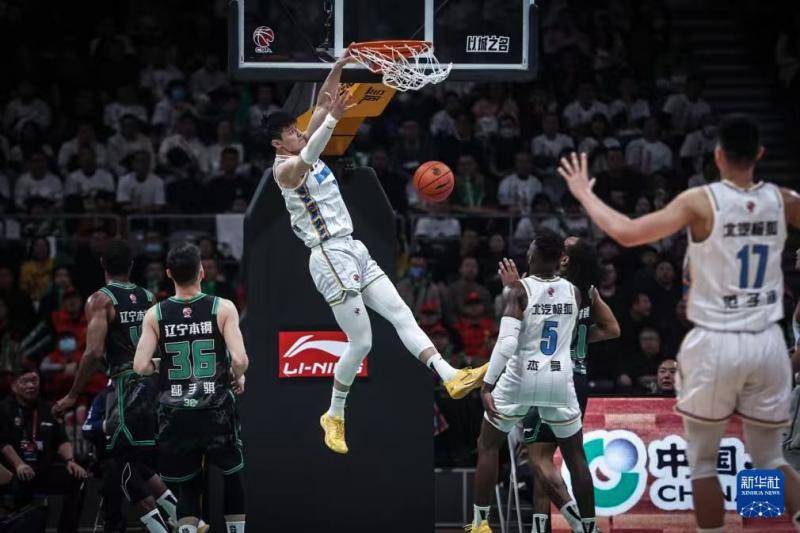 CBA|首钢与曾凡博续约三年 一起为北京而战